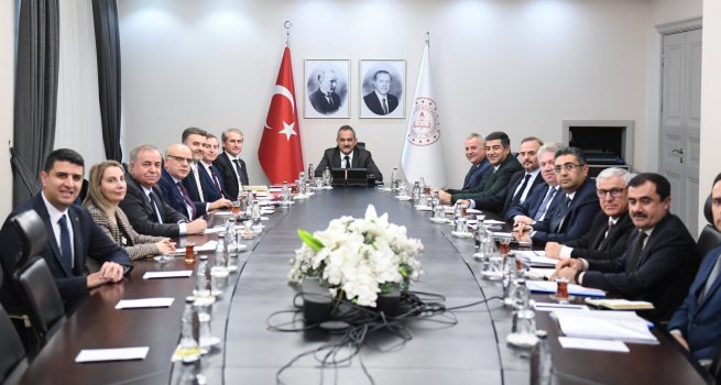 BAKAN ZER, ZEL ?RET?M KURUMLARI TEMS?LC?LER?N? KABUL ETT?