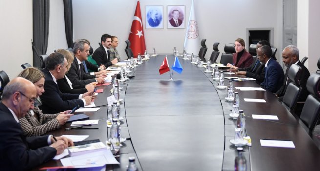 BAKAN ZER, SOMAL?L? MEVK?DA?I MOHAMED ?LE GR?T