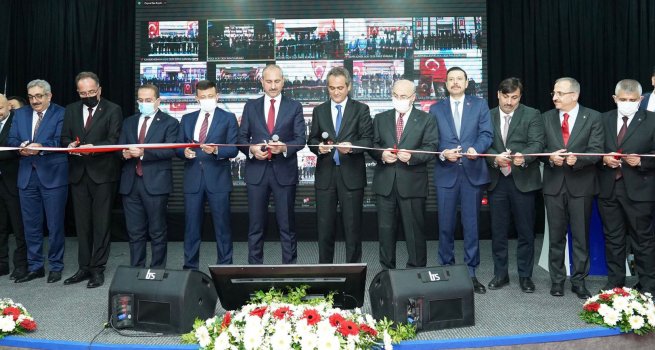 BAKAN ZER VE BAKAN GL, ADALET MESLEK? E??T?M MERKEZLER?N?N AILI?INA KATILDI