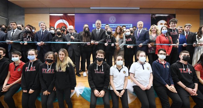 BAKAN �ZER, YEN?LEVENT ANADOLU L?SES? DO?AN HIZLAN K�T�PHANES?'N?N A�ILI?INI YAPTI