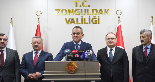 BAKAN �ZER, ZONGULDAK ?L E??T?M DE?ERLEND?RME TOPLANTISINA KATILDI