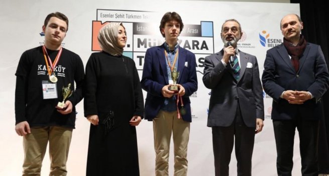 BAKAN YARDIMCISI SEZG?N, ?STANBUL L?SELER ARASI MNAZARA YARI?MASI'NDA ?RENC?LER?N F?NAL HEYECANINA ORTAK OLDU