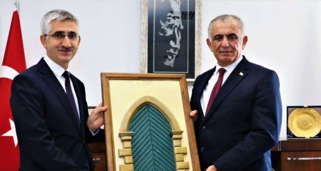 BAKAN YARDIMCISI YILMAZ, KKTC'DE TEMASLARDA BULUNDU