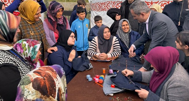 DEPREM BÖLGESİNDEKİ HALK EĞİTİMİ KURSLARINA 39 BİN 736 VATANDAŞ KATILDI