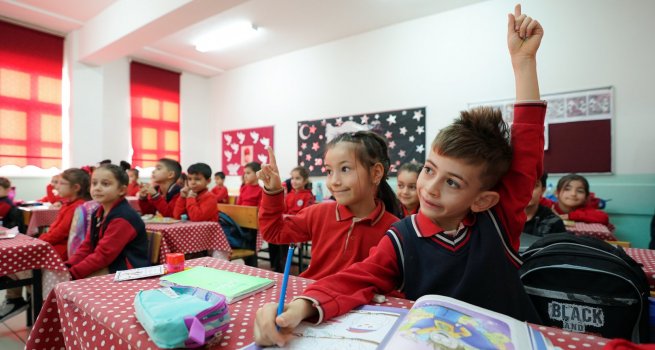 DEPREM?N ARDINDAN YARIN 71 ?LDE E??T?M ?RET?M BA?LIYOR