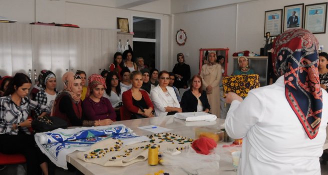 HALK E??T?M? MERKEZLER?, 73 FARKLI ALANDA KURSLARLA VATANDA?LARIMIZI BEKL?YOR