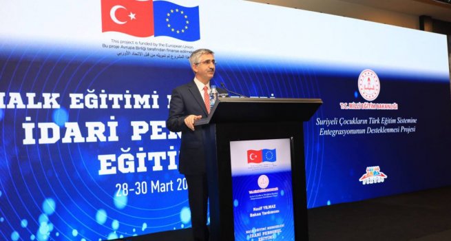 HALK E??T?M? MERKEZLER? ?DAR? PERSONEL E??T?M? BAKAN YARDIMCISI YILMAZ'IN KATILIMIYLA GER�EKLE?T?R?LD?