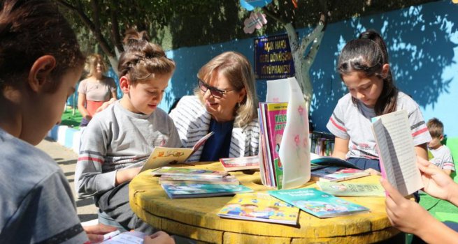 H?ZMET ?? E??T?MDE YEN? YAKLA?IMLAR VE KAR?YER BASAMAKLARI SEM?NER?