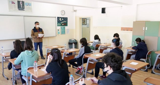 BURSLULUK SINAVI BA?VURULARI BA?LIYOR