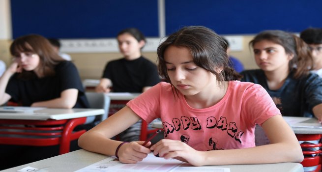 ?LK?RET?M VE ORTA?RET?M KURUMLARI BURSLULUK SINAVI SONULARI AIKLANDI