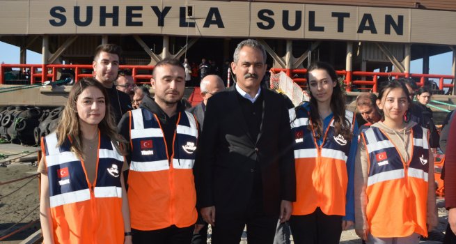 ?SKENDERUN'DAK? DEPREMZEDE ?RENC?LER, LGS VE YKS'YE "YZEN OKUL"DA HAZIRLANACAK