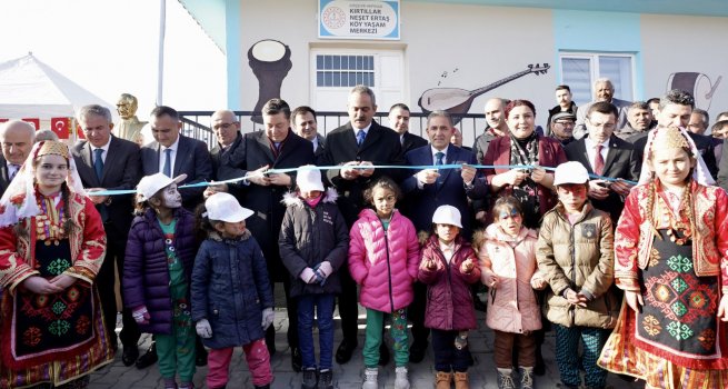 KIR?EH?R'DE NE?ET ERTA? KY YA?AM MERKEZ? AILDI