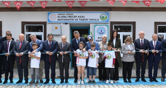 K�Y OKULLARI, YA?AM MERKEZLER?NE D�N�?�YOR