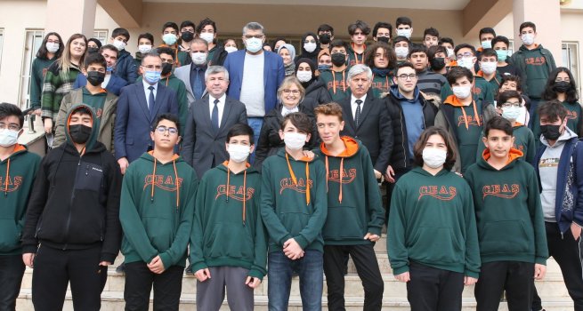 MEB HEYET?, ?ANLIURFA'YA YAPILACAK 75 E??T?M KURUMU ??N KENTTE ?NCELEMELERDE BULUNDU