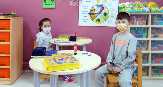 MEB'DEN 3 B?N 971 YEN? ANA SINIFI