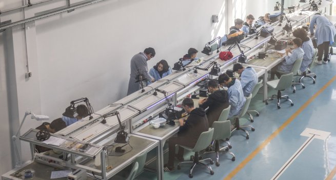 MESLEK L?SELER?, 10 AYDA GE�EN YILIN GEL?R REKORUNU KIRARAK EKONOM?YE 540 M?LYON TL KATKI SA?LADI