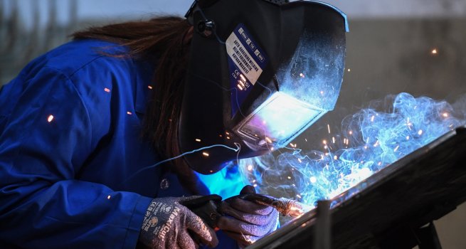 MESLEK L?SELER?NDEN 11 AYDA 5 FARKLI LKE ?LE ?HRACAT ANLA?MASI