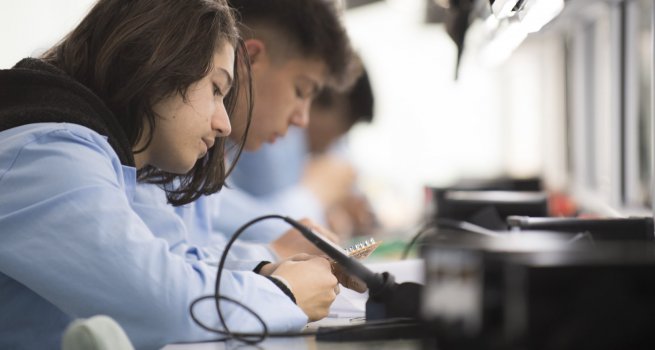 MESLEK L?SELER?NDEN YEN? REKOR: LKE EKONOM?S?NE 2 M?LYAR TL KATKI