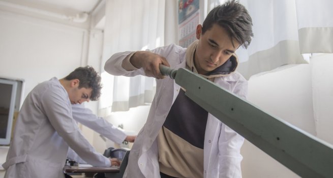 MESLEK L?SELER?N?N 2022 YILININ ?LK  AYINDAK? RET?M KAPAS?TES? YZDE 225 ARTTI