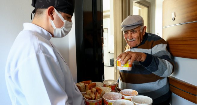 MESLEK L?SES? ?RENC?LER? B?NLERCE A?LEN?N YZN GLDRYOR