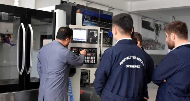 MESLEK? E??T?M MERKEZLER?NDE ?RENC? SAYISI 1 M?LYONU A?TI