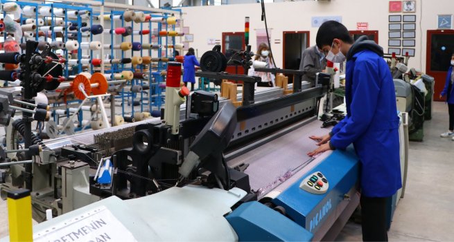 MESLEK? E??T?M MERKEZLER?NDE ?RENC? SAYISI B?R AYDA %70 ARTTI