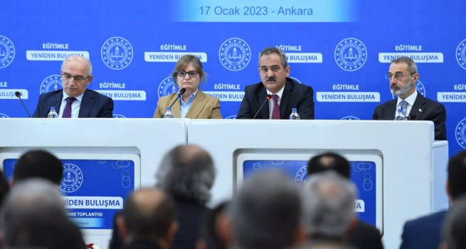 ORTA?RET?MDE OKULLA?MA ORANI "E??T?MLE YEN?DEN BULU?UMA" PROJES?YLE 1 AY ??NDE YZDE 95'TEN YZDE 97'YE YKSELD?