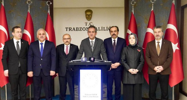 "855 B?N SINIFIMIZ, Y�Z Y�ZE E??T?ME ARA VERMEDEN BU D�NEM? TAMAMLAYACAK"