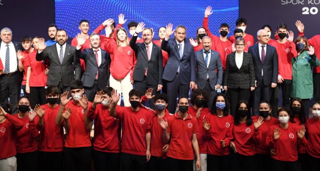 SPOR L?SELER?NDE YEN? DNEM BA?LIYOR