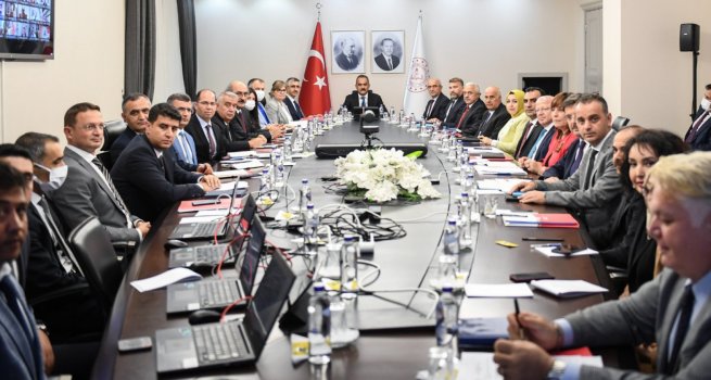 TEMEL E??T?MDE 10.000 OKUL PROJES? A?USTOS AYI SONUNDA TAMAMLANACAK