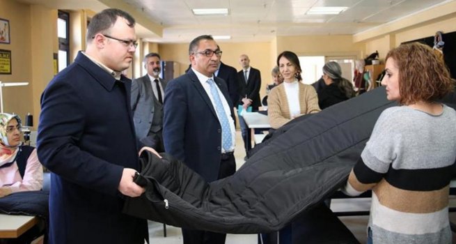 TUNCEL?'DE USTA ?RET?C?LER VE KURS?YERLER DEPREMZEDELER ??N UYKU TULUMU HAZIRLIYOR