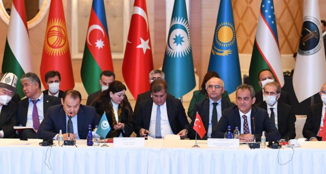 T�RK KONSEY? E??T?M BAKANLARI ?STANBUL'DA BULU?TU