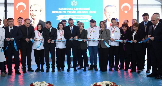 TRK?YE'N?N GASTRONOM? ALANINDAK? ?LK MESLEK? VE TEKN?K ANADOLU L?SES? KAPADOKYA'DA AILDI