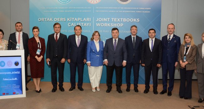 ULUSLARARASI T�RK AKADEM?S? ORTAK DERS K?TAPLARI �ALI?TAYI